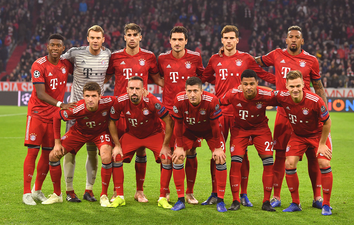 在他新秀赛 在他新秀赛