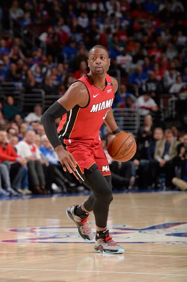 门将站位两 门将站位两