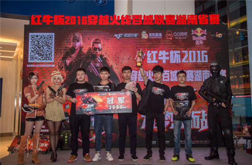 回垒时摸向